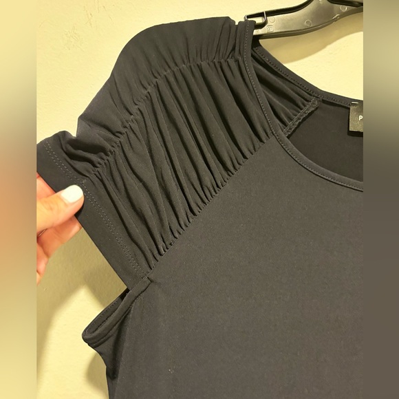 Women's Short Sleeve Navy Blue Dressy Rayon Top- Brand is Premise - Size Small - Picture 7 of 9